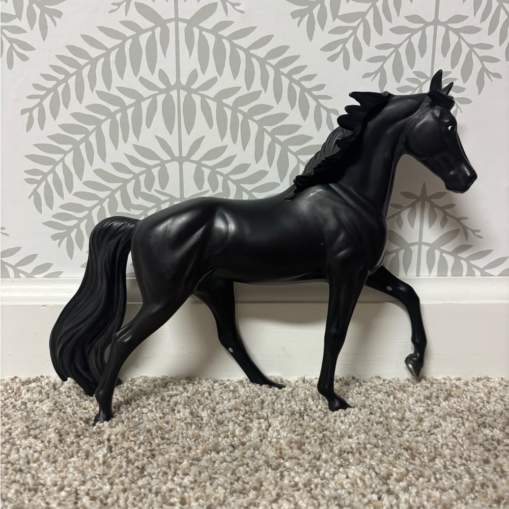 2011 BREYER ELVIS PRESLEY AND BEAR #10320